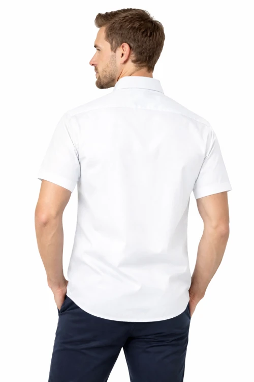 Koszula męska z krótkim rękawem zapinana na guziki biała widok z tyłu.png