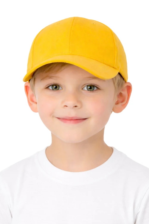 Czapka dziecięca dla chłopca i dziewczynki zapinana na rzep 290g z wywietrznikami żółta przód.png