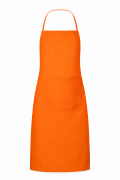 Fartuszek kuchenny gastronomiczny z kieszenienią pomarańczowy mockup.png