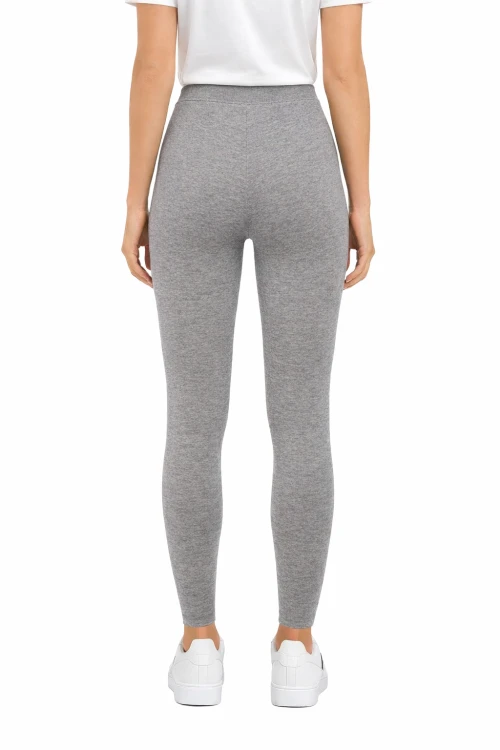 Szare legginsy damskie widok z tyłu.png