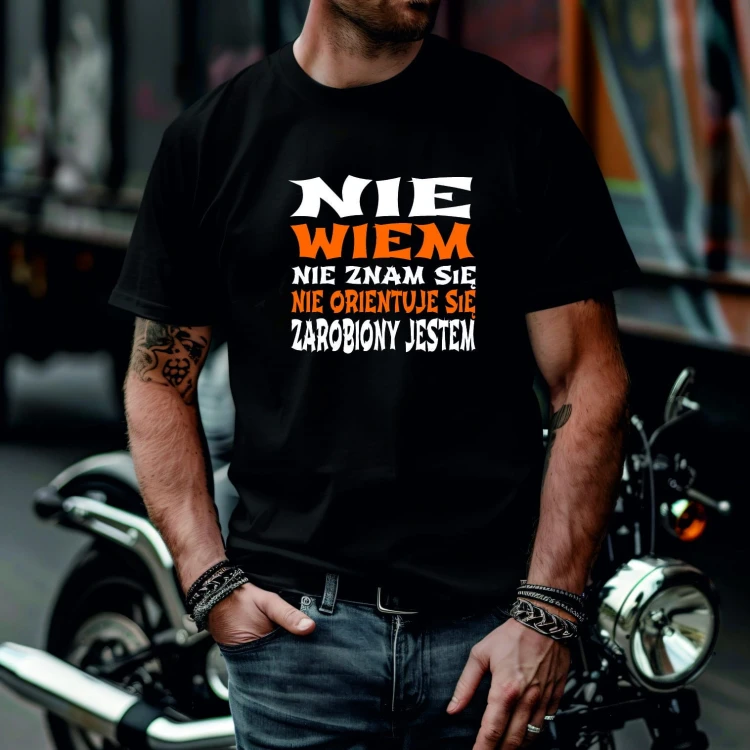 koszulka-meska-modziezowa-t-shirt-zarobiony-jestem