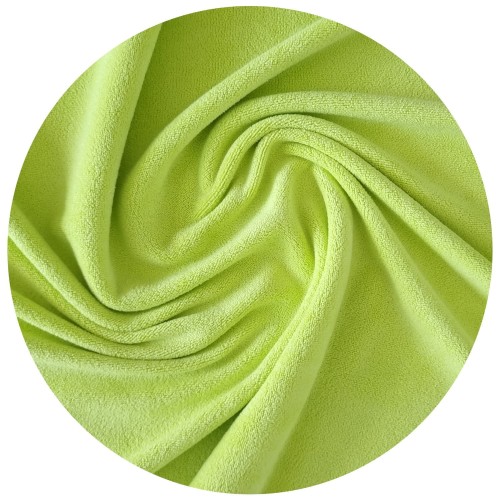 recznik-szybkoschnacy-z-mikrofibry-z-dodatkiem-plu