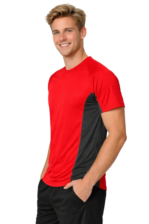 Koszulka sportowa z ciemnymi wstawkami bocznymi kolor czerwony widok z boku.png